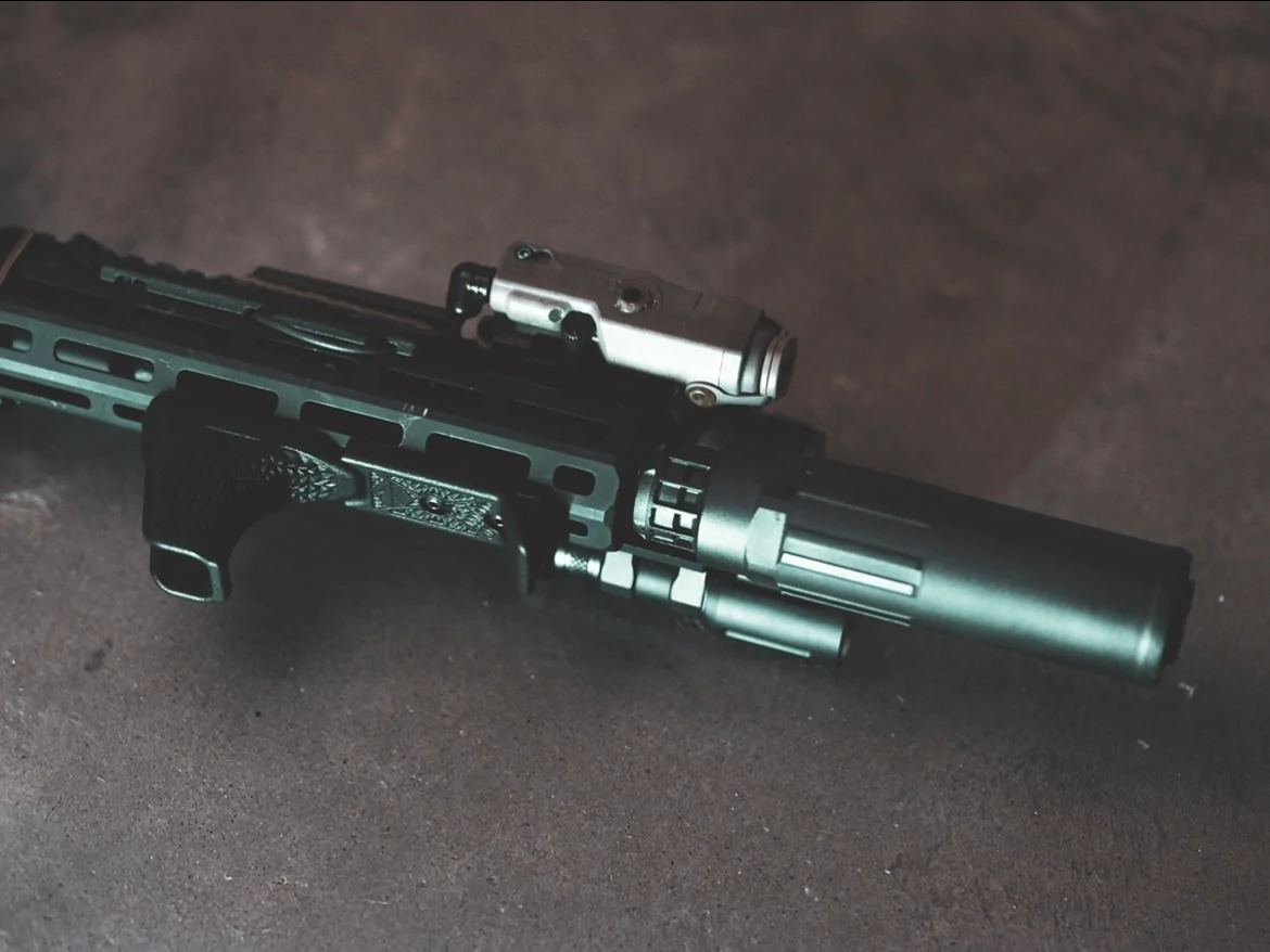 image_00a7d80a-c6fd-4bfd-842b-6924e51bbd58_1800x1800