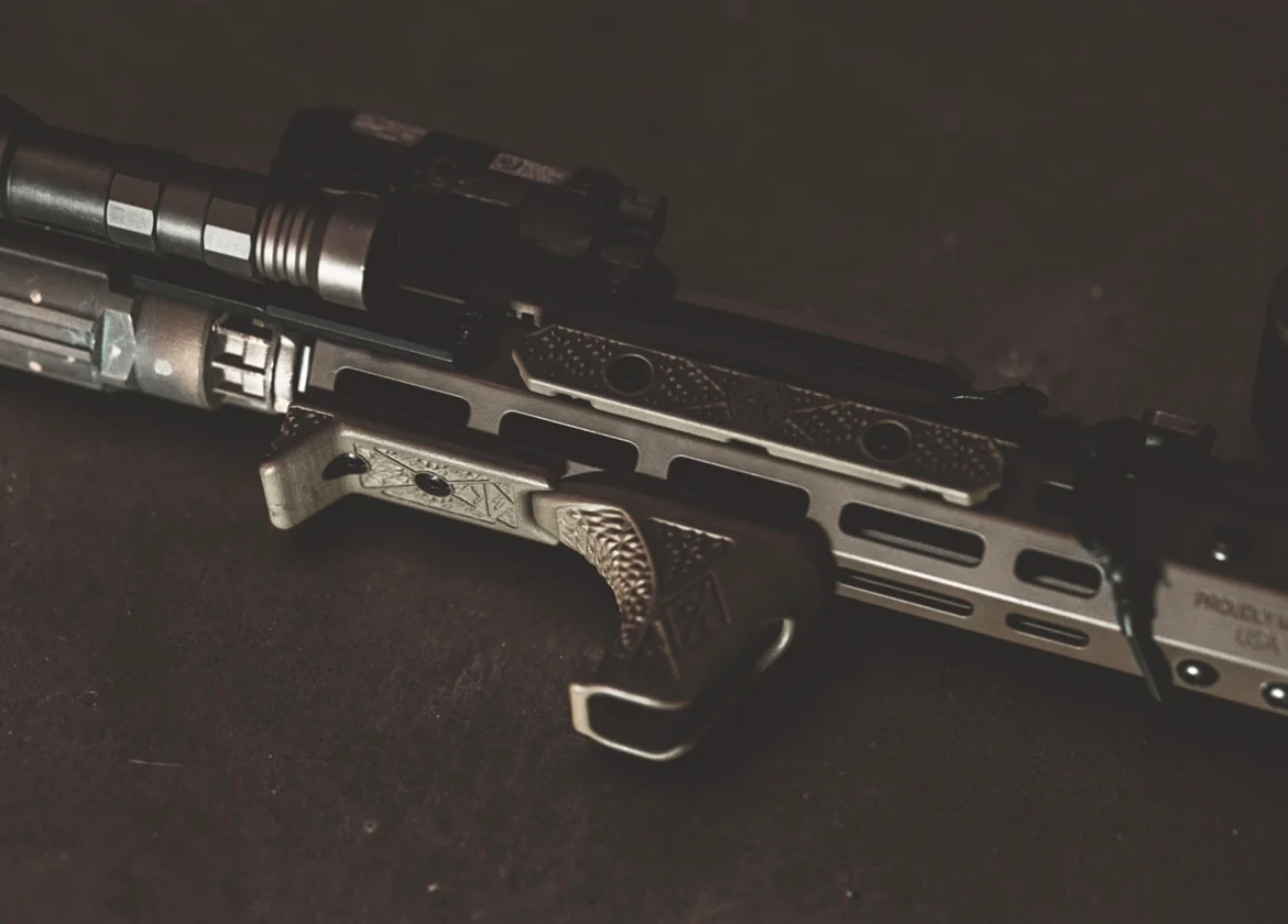 image_5cd2a7ff-ab18-4cd6-a026-0196ec07f13a_1800x1800